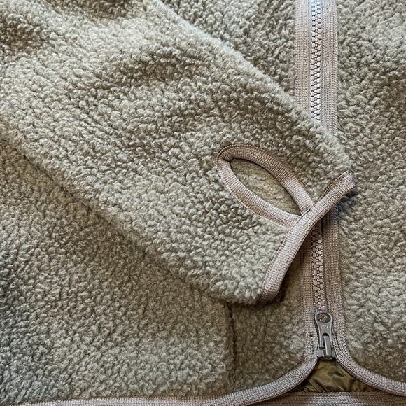 Snow Peak Khaki Sherpa Jacket, Zip Up, Thermal Boa Fleece - Picture 6 of 12